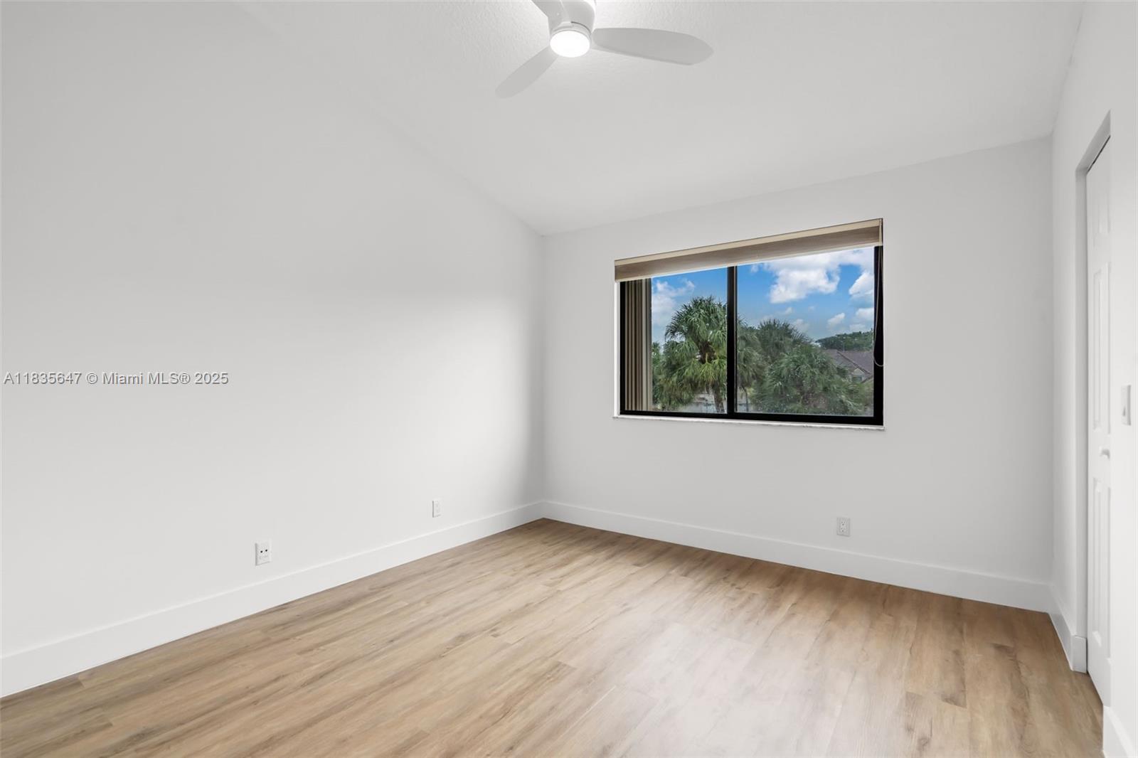 Photo of 21160 Mainsail Cir  (21160), Aventura, Florida, 33180 - 