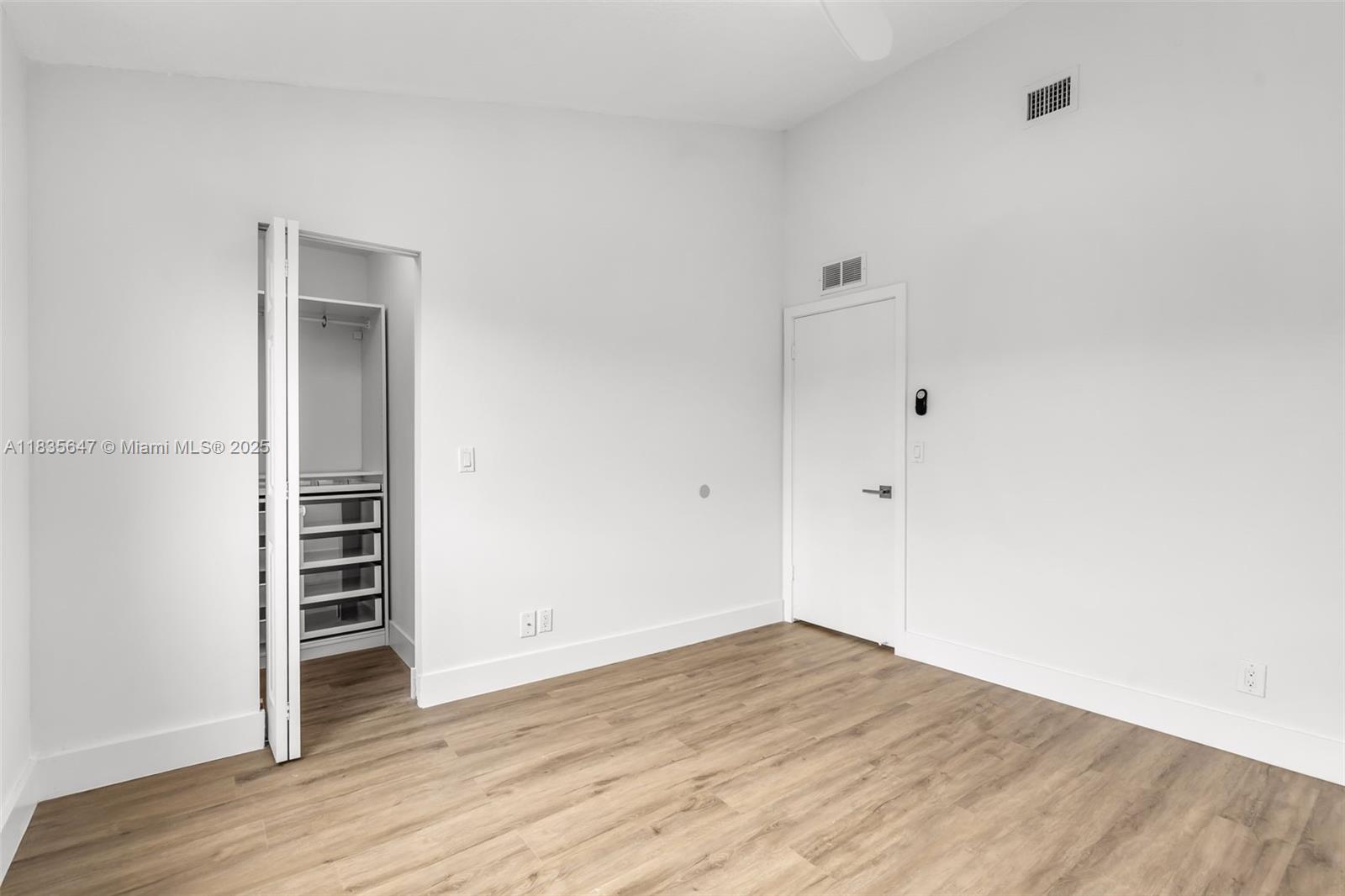 Photo of 21160 Mainsail Cir  (21160), Aventura, Florida, 33180 - 
