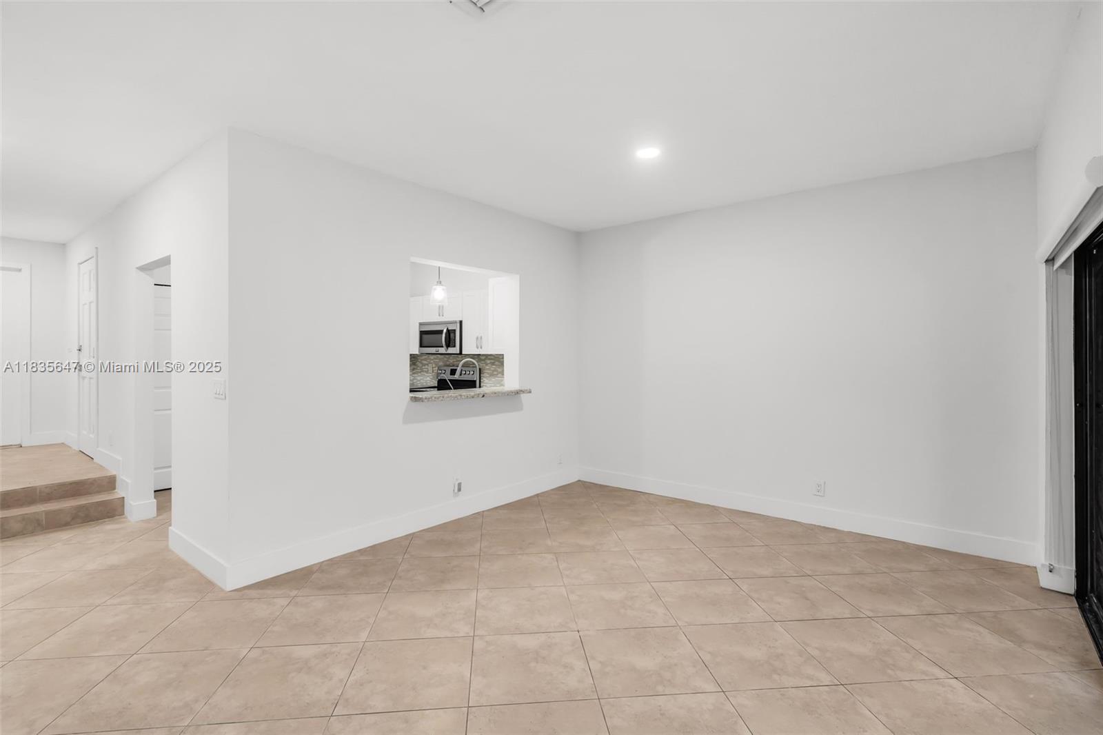 Photo of 21160 Mainsail Cir  (21160), Aventura, Florida, 33180 - 