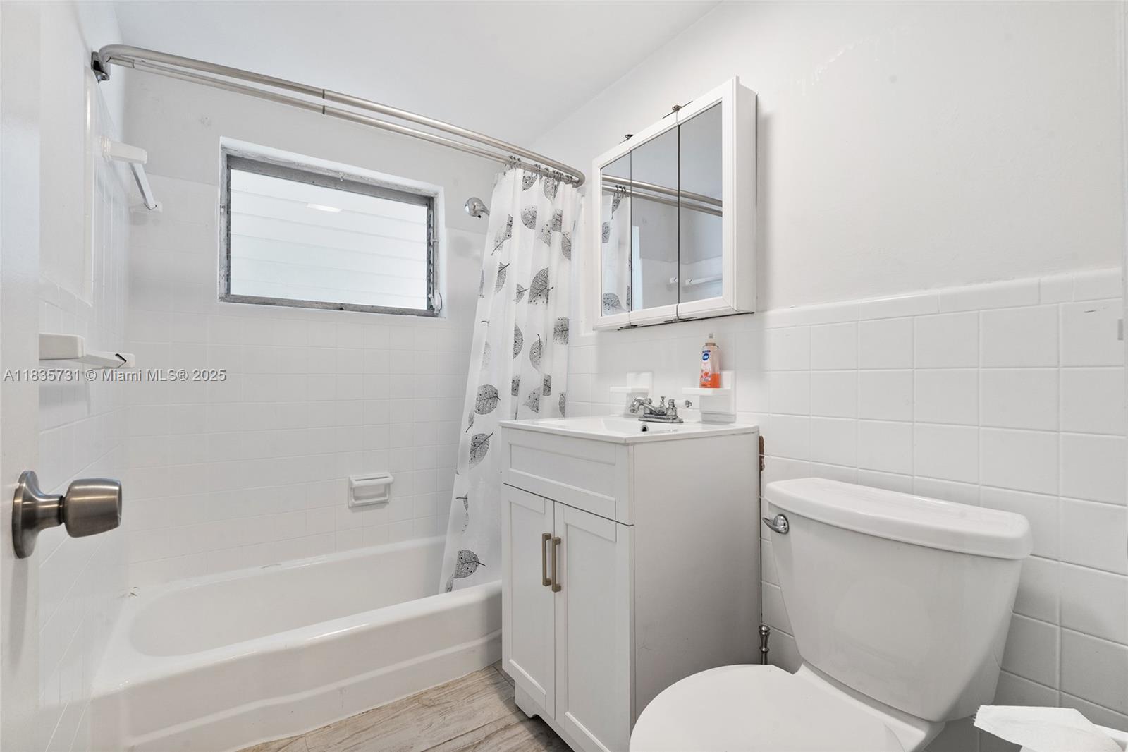 See details / 2174 sq. ft. $ 2025-07-07 0 Photo