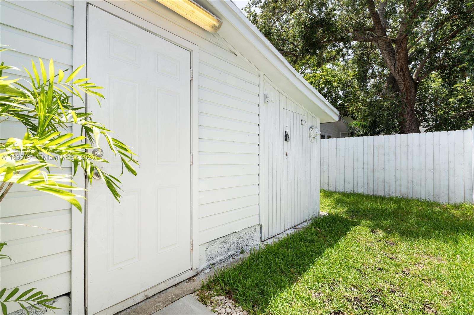 See details / 2174 sq. ft. $ 2025-07-07 0 Photo