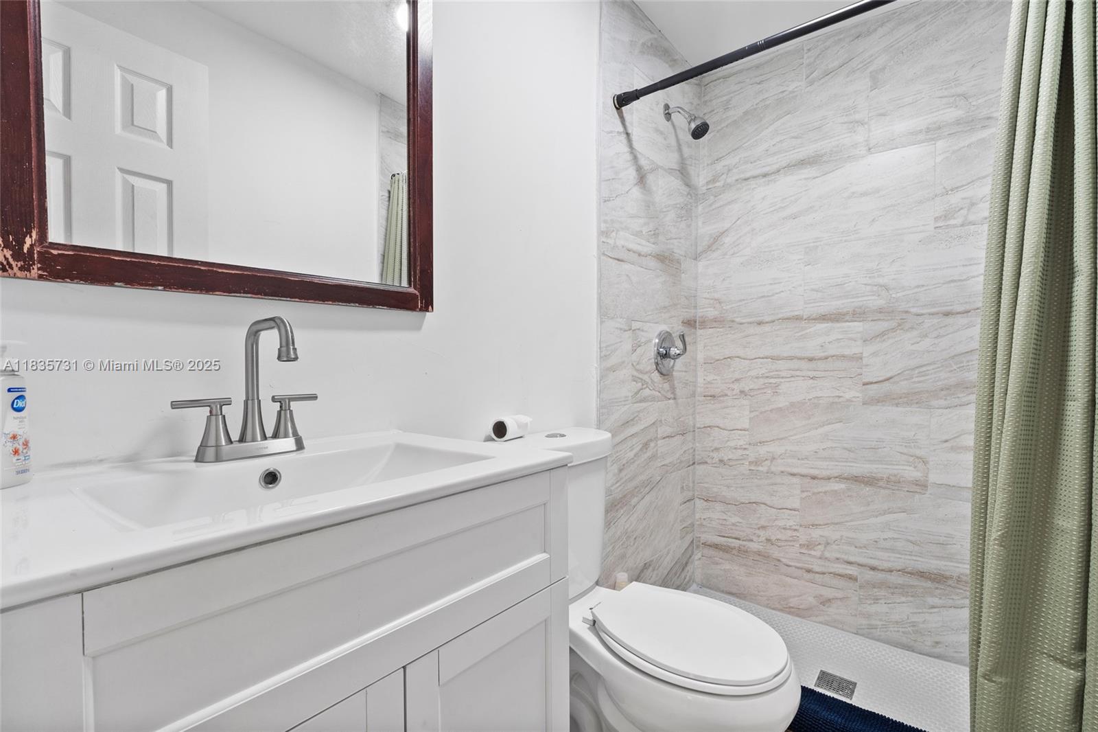 See details / 2174 sq. ft. $ 2025-07-07 0 Photo