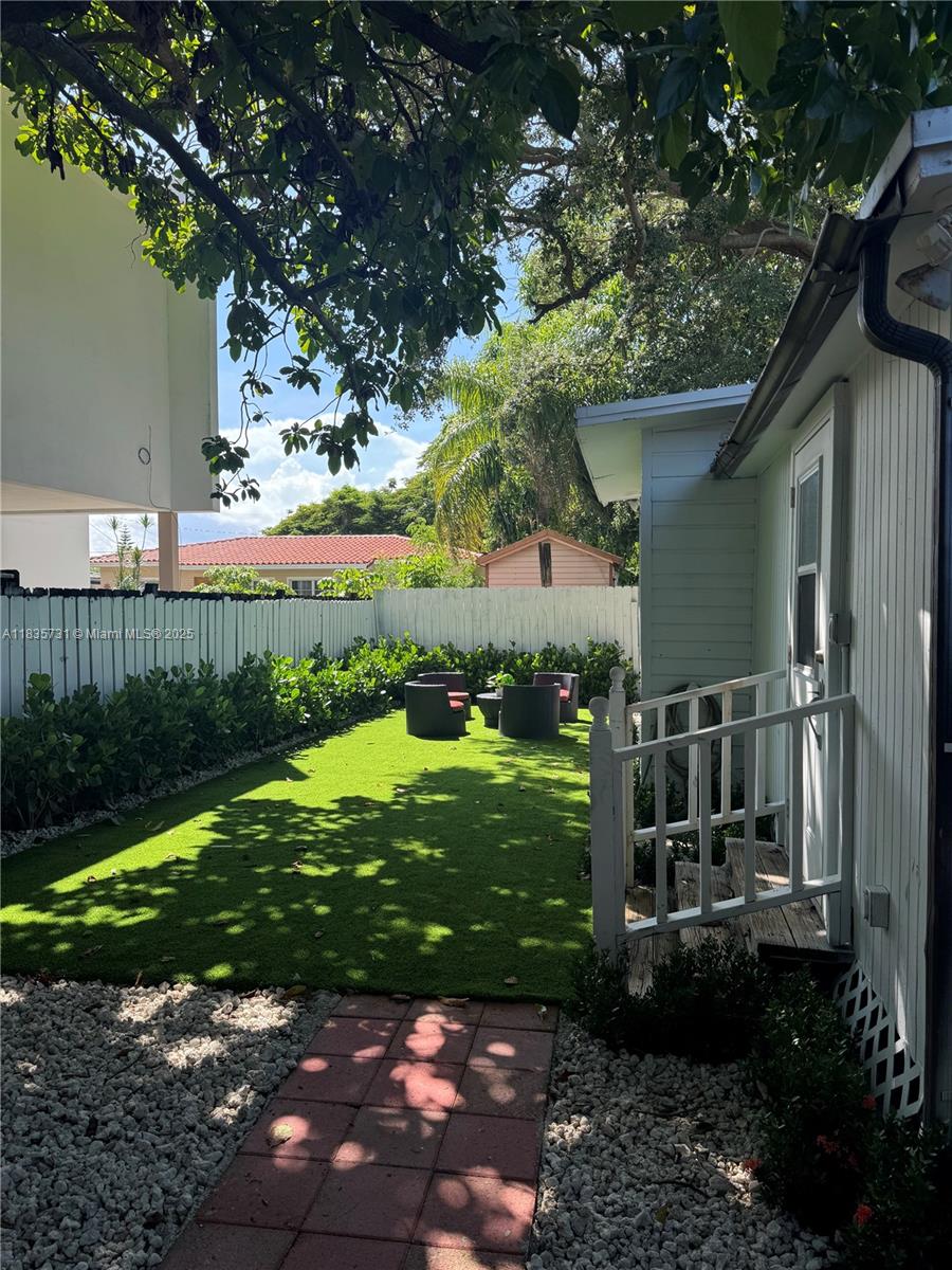 See details / 2174 sq. ft. $ 2025-07-07 0 Photo