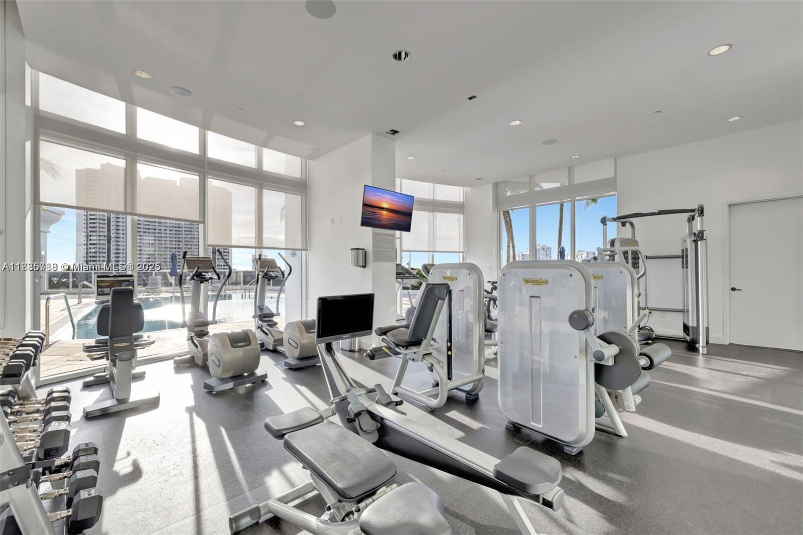 See details 701 3 / 3 2235 sq. ft. $ 2025-07-07 0 Photo