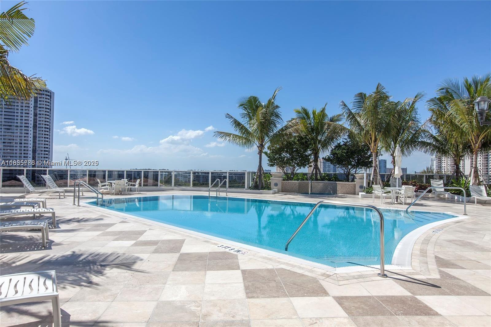 See details 701 3 / 3 2235 sq. ft. $ 2025-07-07 0 Photo