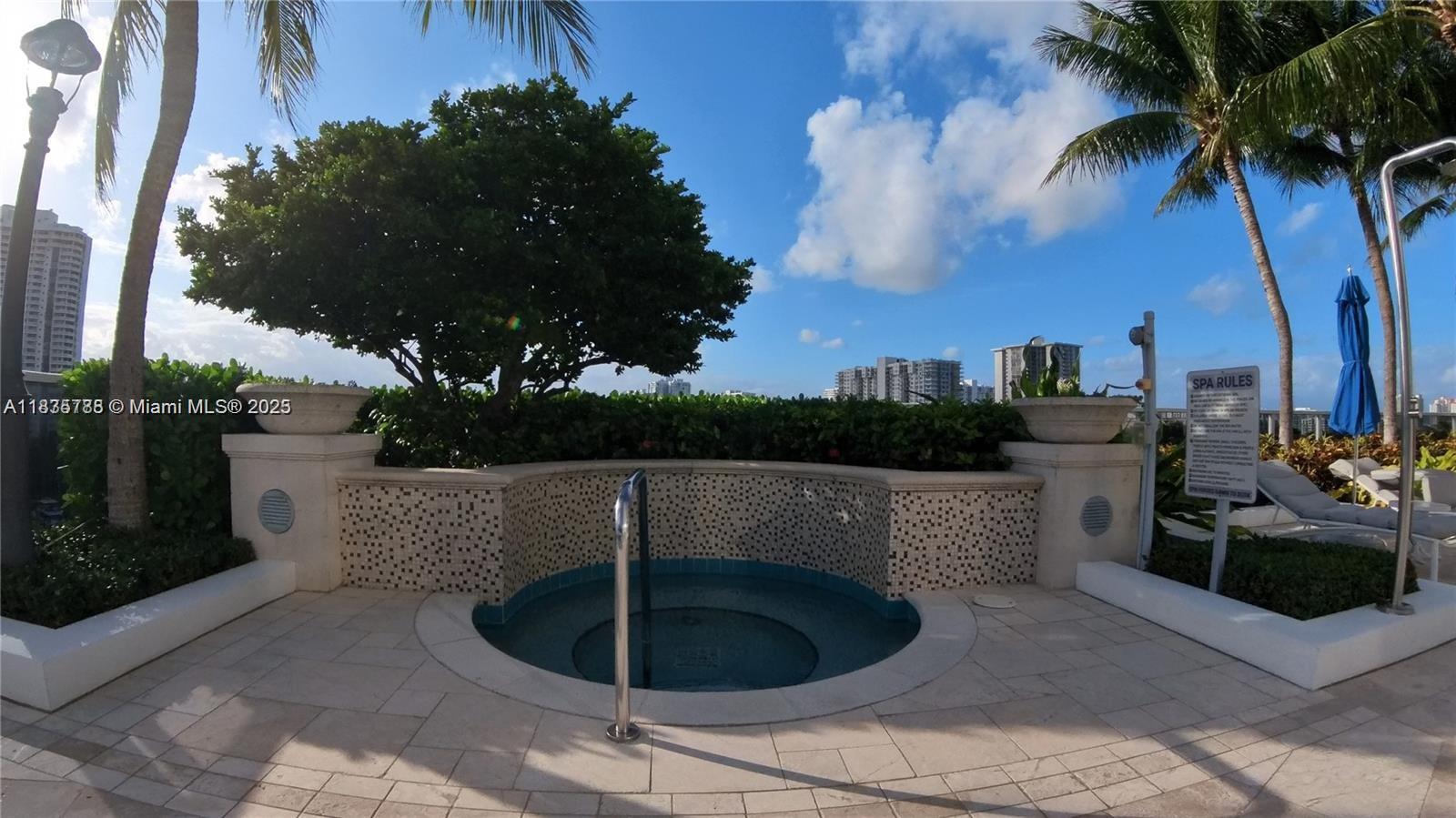 See details 701 3 / 3 2235 sq. ft. $ 2025-07-07 0 Photo