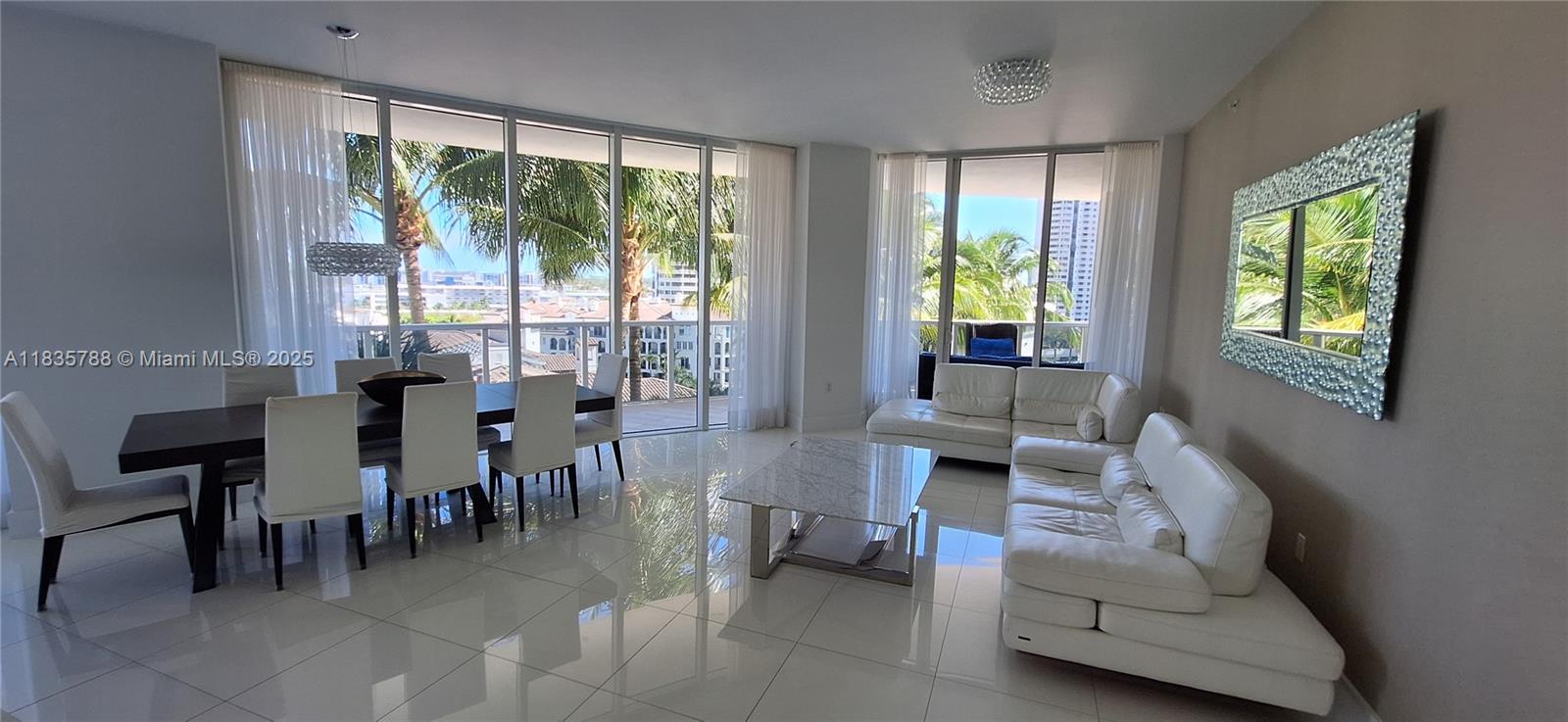 See details 701 3 / 3 2235 sq. ft. $ 2025-07-07 0 Photo