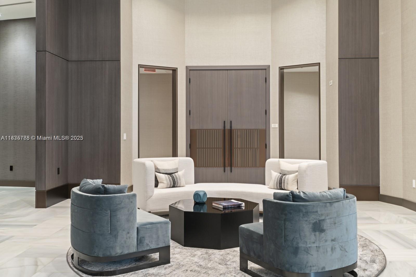 See details 701 3 / 3 2235 sq. ft. $ 2025-07-07 0 Photo