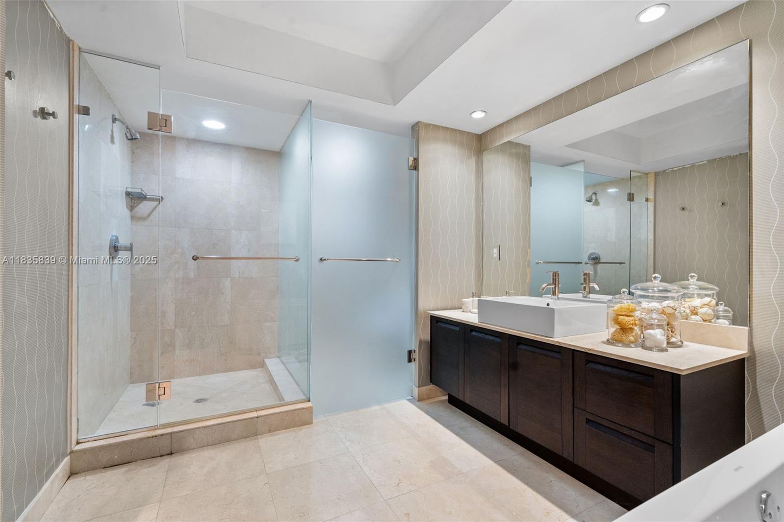 Photo of 150 Sunny Isles Blvd  #1-1401, Sunny Isles Beach, Florida, 33160 - 