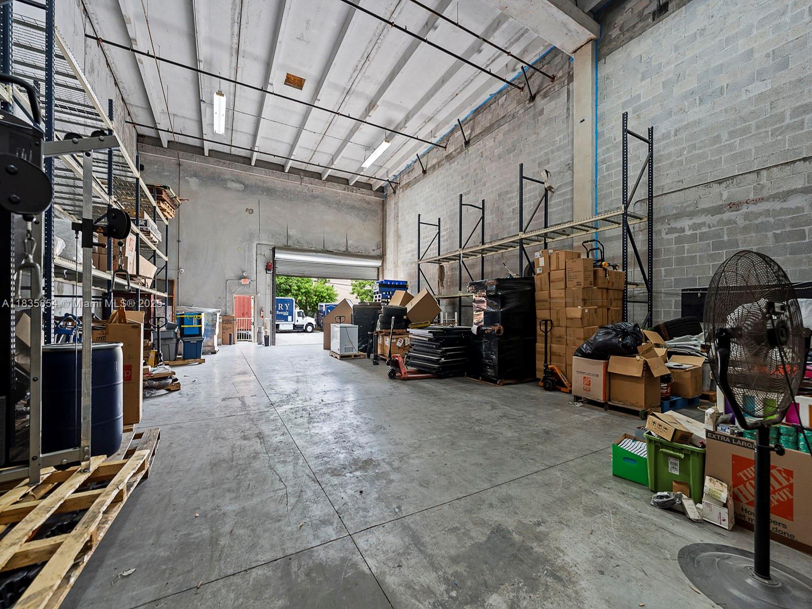 140  /   sq. ft. $ 2025-07-07 0 foto