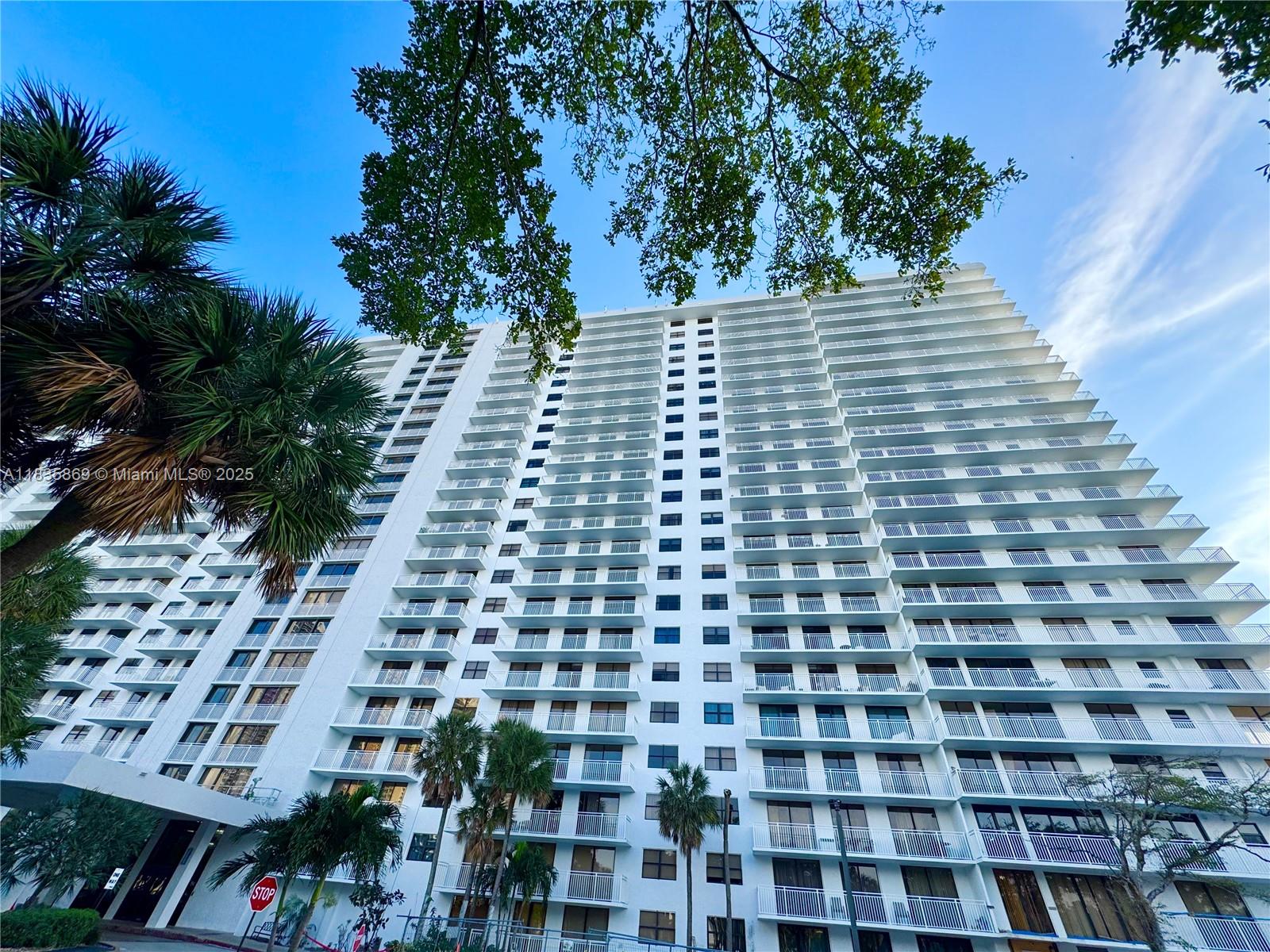 See details 1215 0 / 1 762 sq. ft. $ 2025-07-07 0 Photo