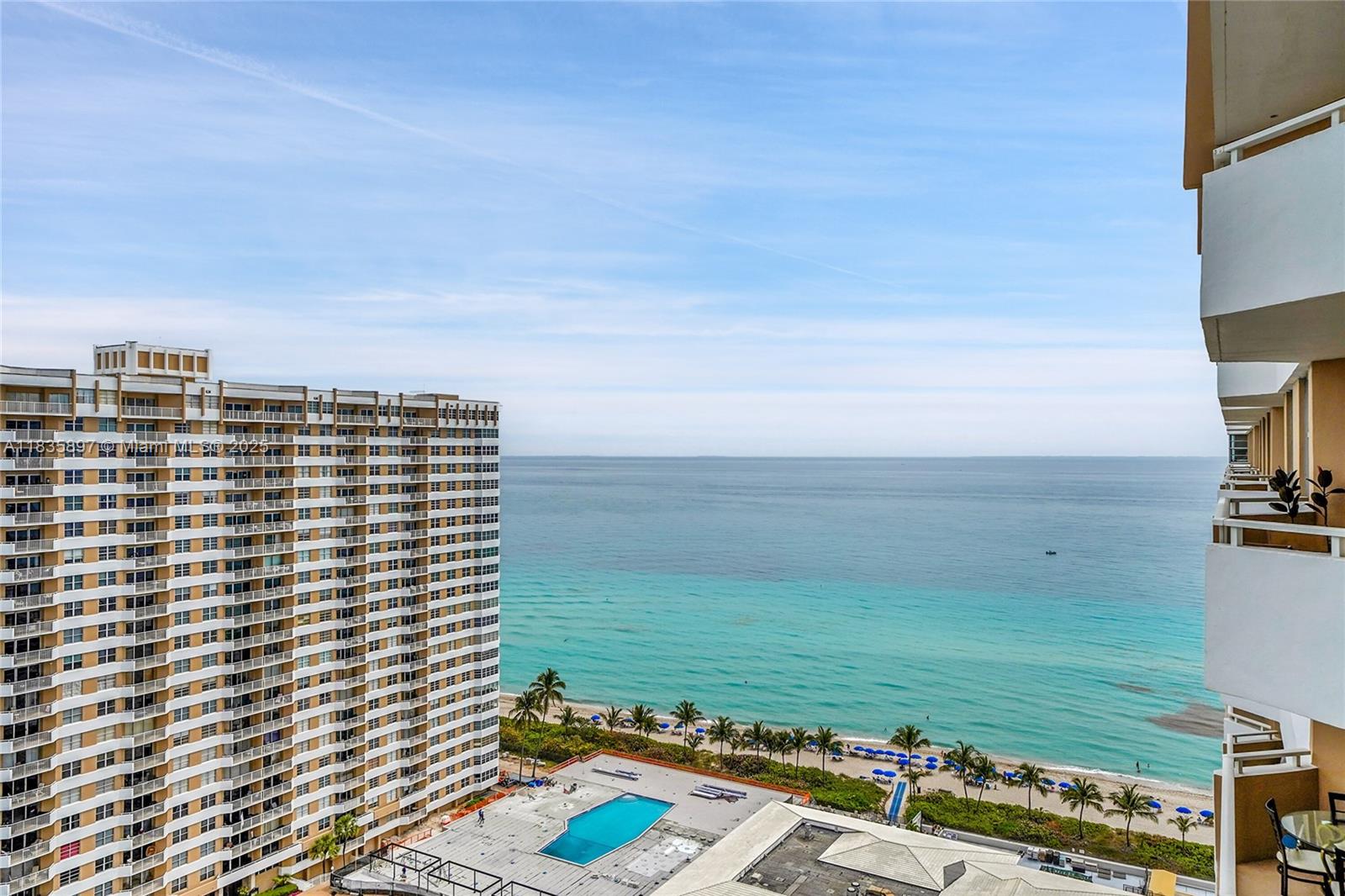 See details 21M 1 / 2 870 sq. ft. $ 2025-07-07 0 Photo