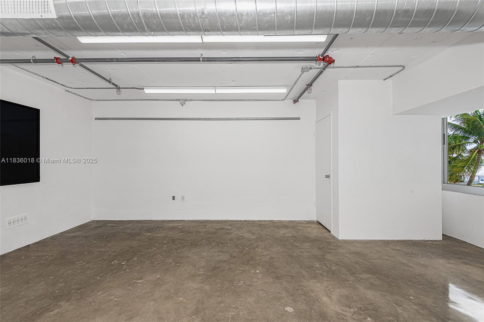 See details CU-7 / sq. ft. $ 2025-07-08 0 Photo