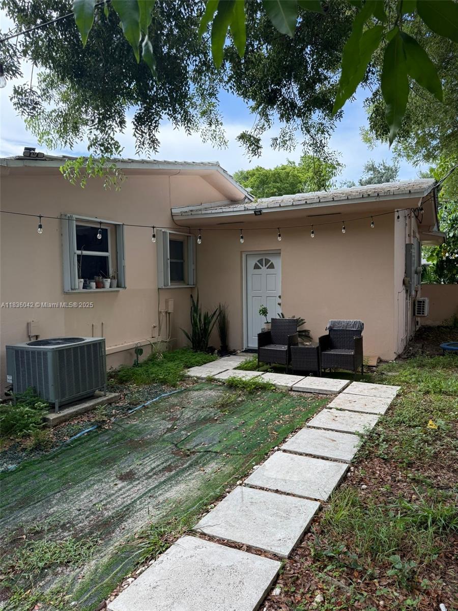 See details 2 3 / 2 1508 sq. ft. $ 2025-07-08 0 Photo
