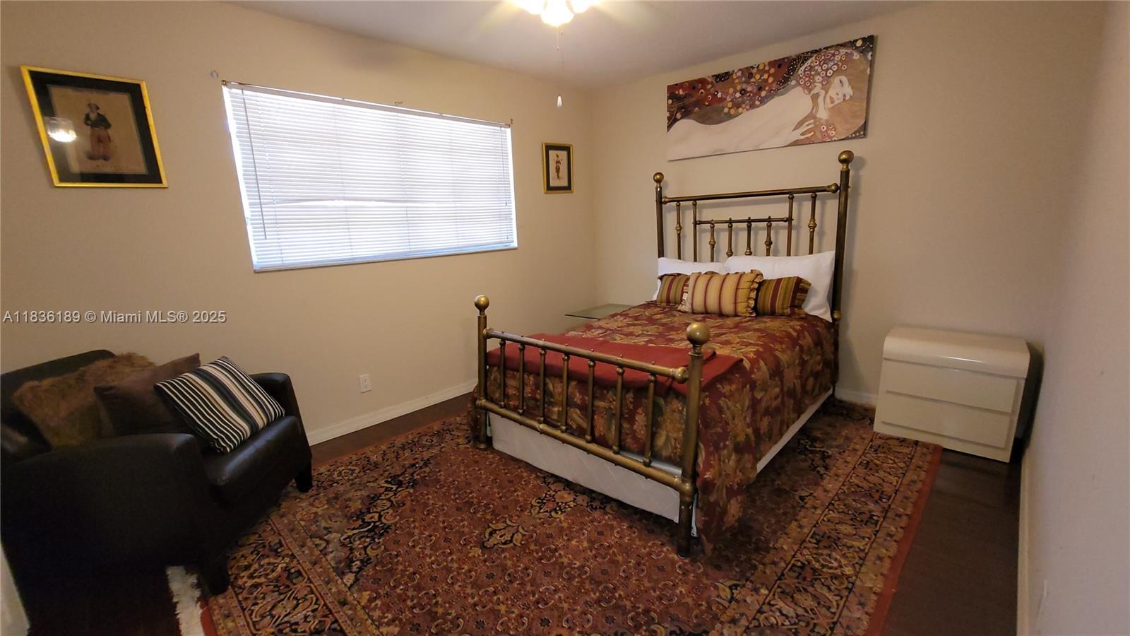 See details 110 2 / 2 992 sq. ft. $ 2025-07-08 0 Photo