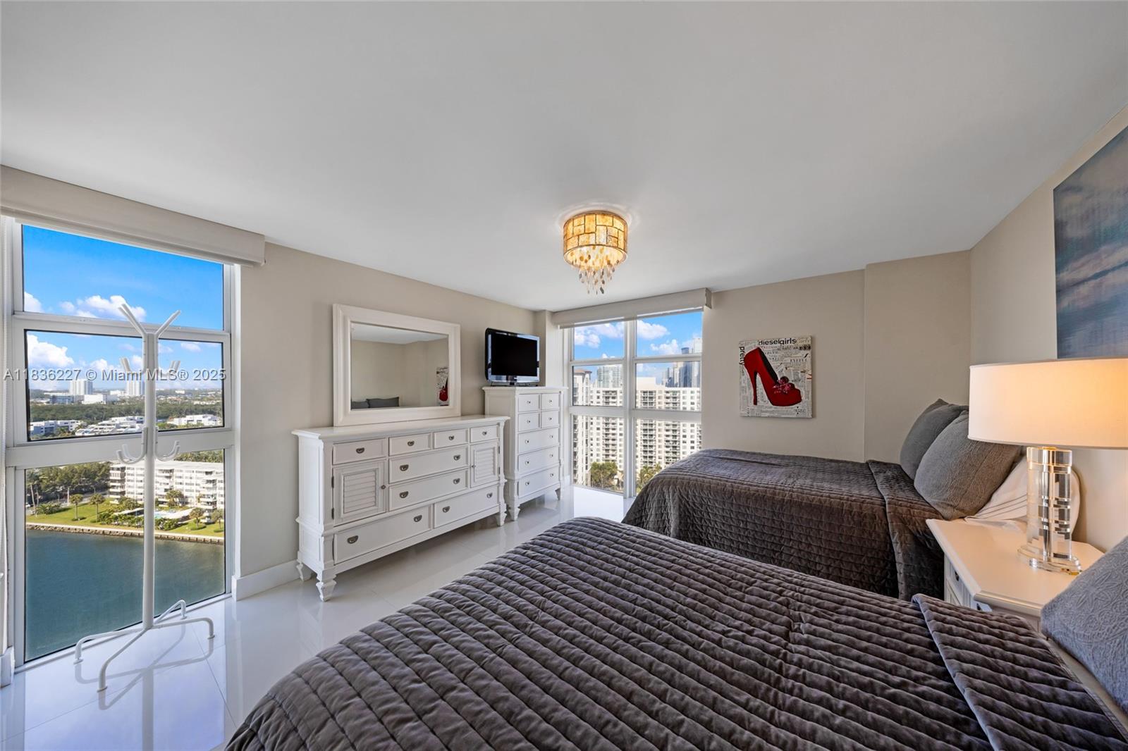 See details 1905 2 / 2 1603 sq. ft. $ 2025-07-08 0 Photo