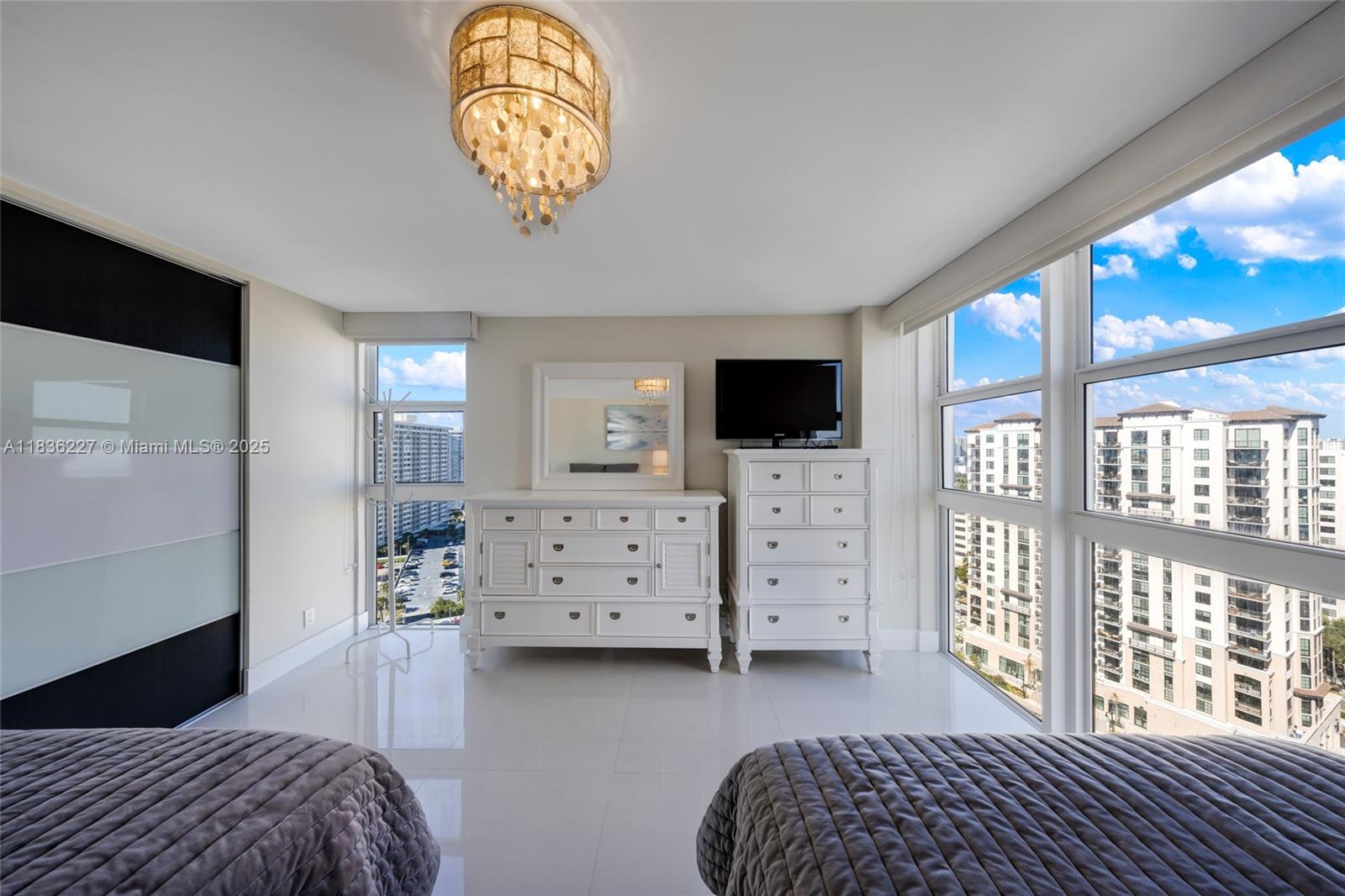See details 1905 2 / 2 1603 sq. ft. $ 2025-07-08 0 Photo