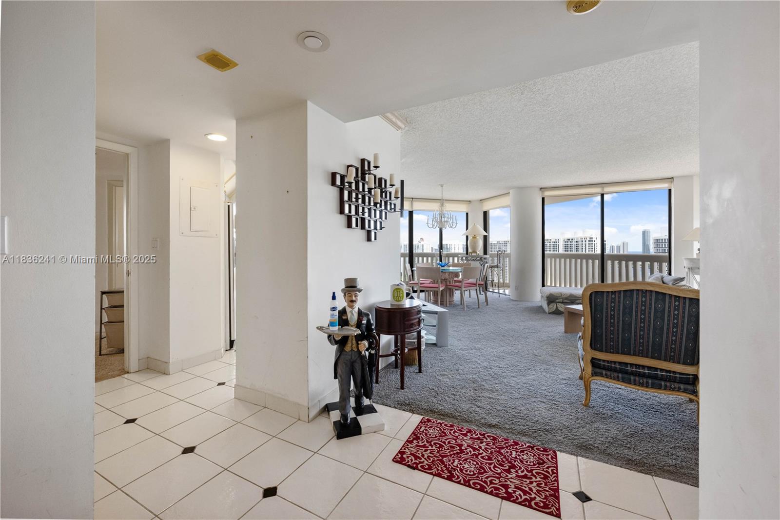 See details 2909 3 / 3 1880 sq. ft. $ 2025-07-08 0 Photo