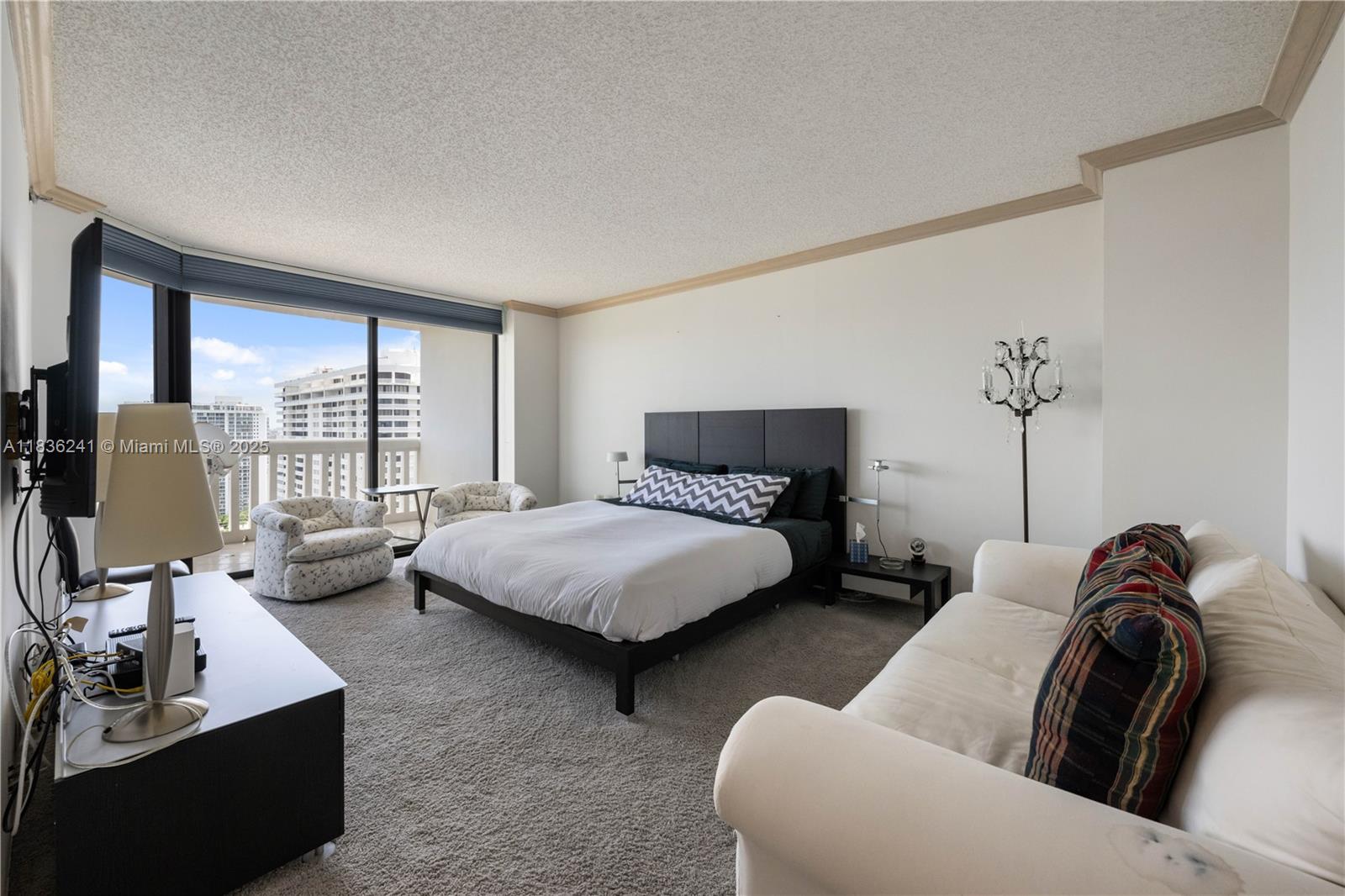 See details 2909 3 / 3 1880 sq. ft. $ 2025-07-08 0 Photo