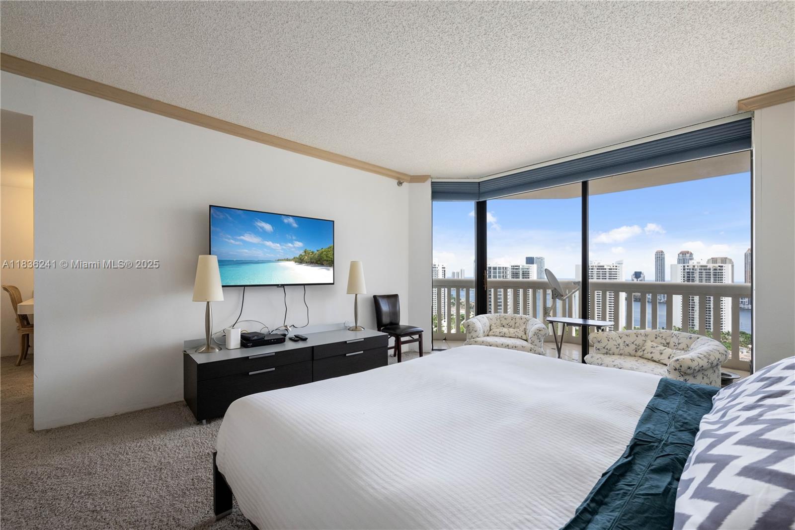 See details 2909 3 / 3 1880 sq. ft. $ 2025-07-08 0 Photo