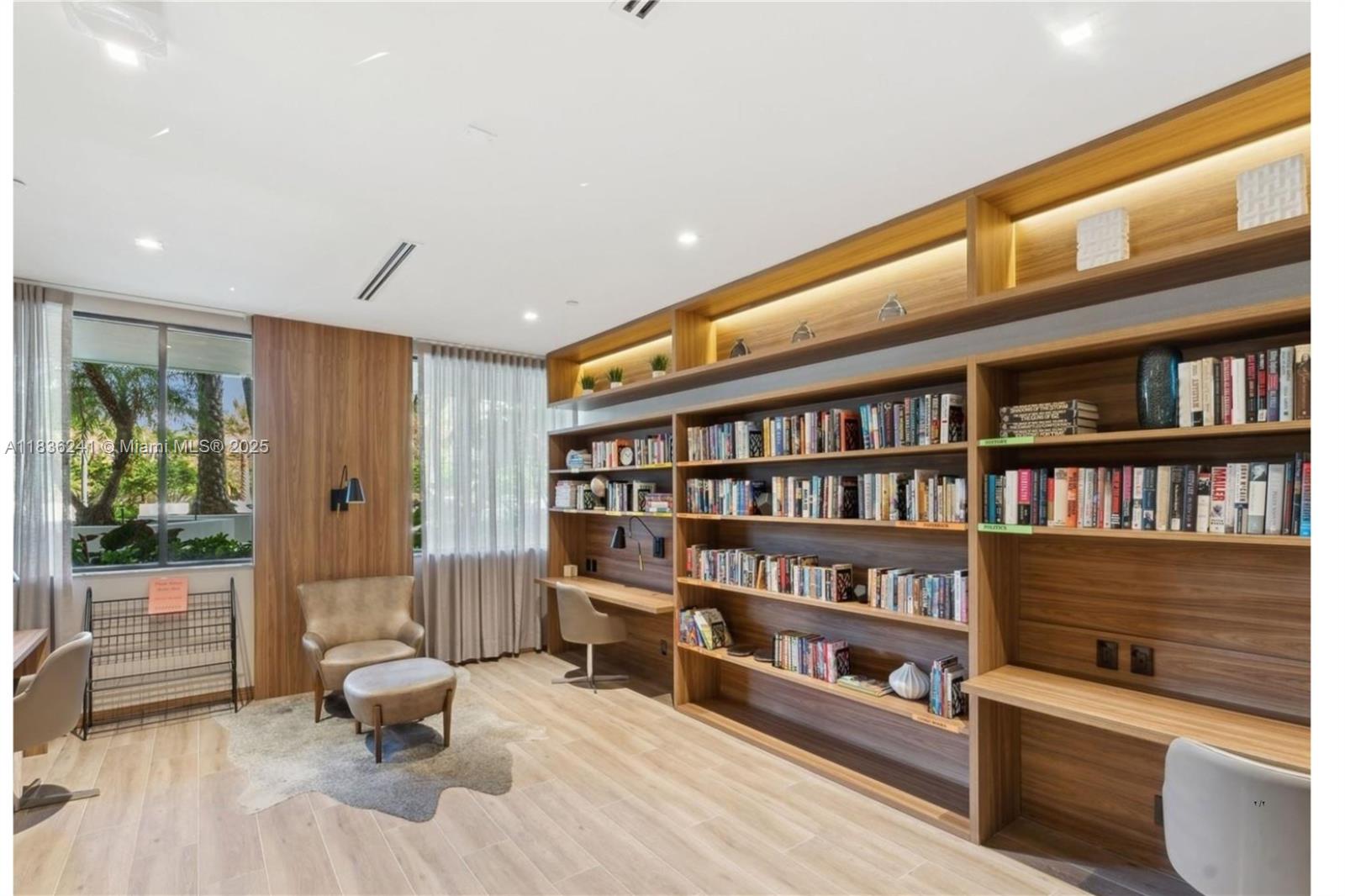 See details 2909 3 / 3 1880 sq. ft. $ 2025-07-08 0 Photo