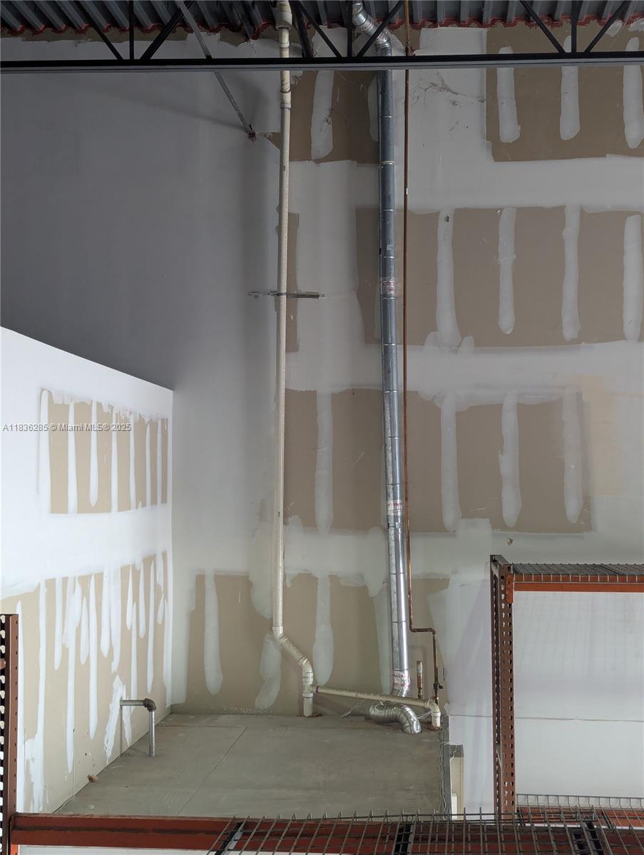 Подробнее Unit C-8 / кв.футов $ 2025-07-08 0 Фото