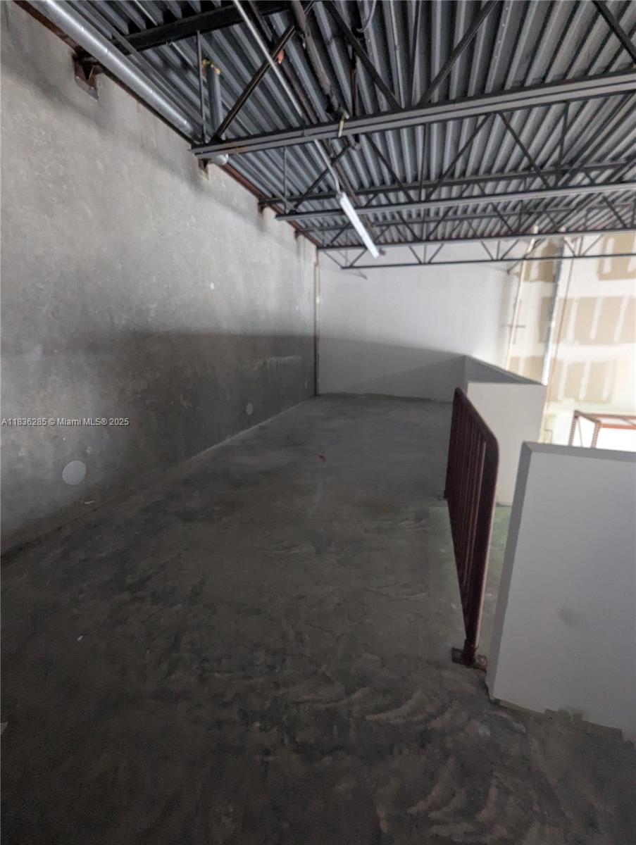 Подробнее Unit C-8 / кв.футов $ 2025-07-08 0 Фото