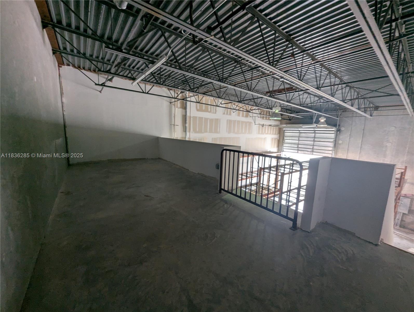Подробнее Unit C-8 / кв.футов $ 2025-07-08 0 Фото