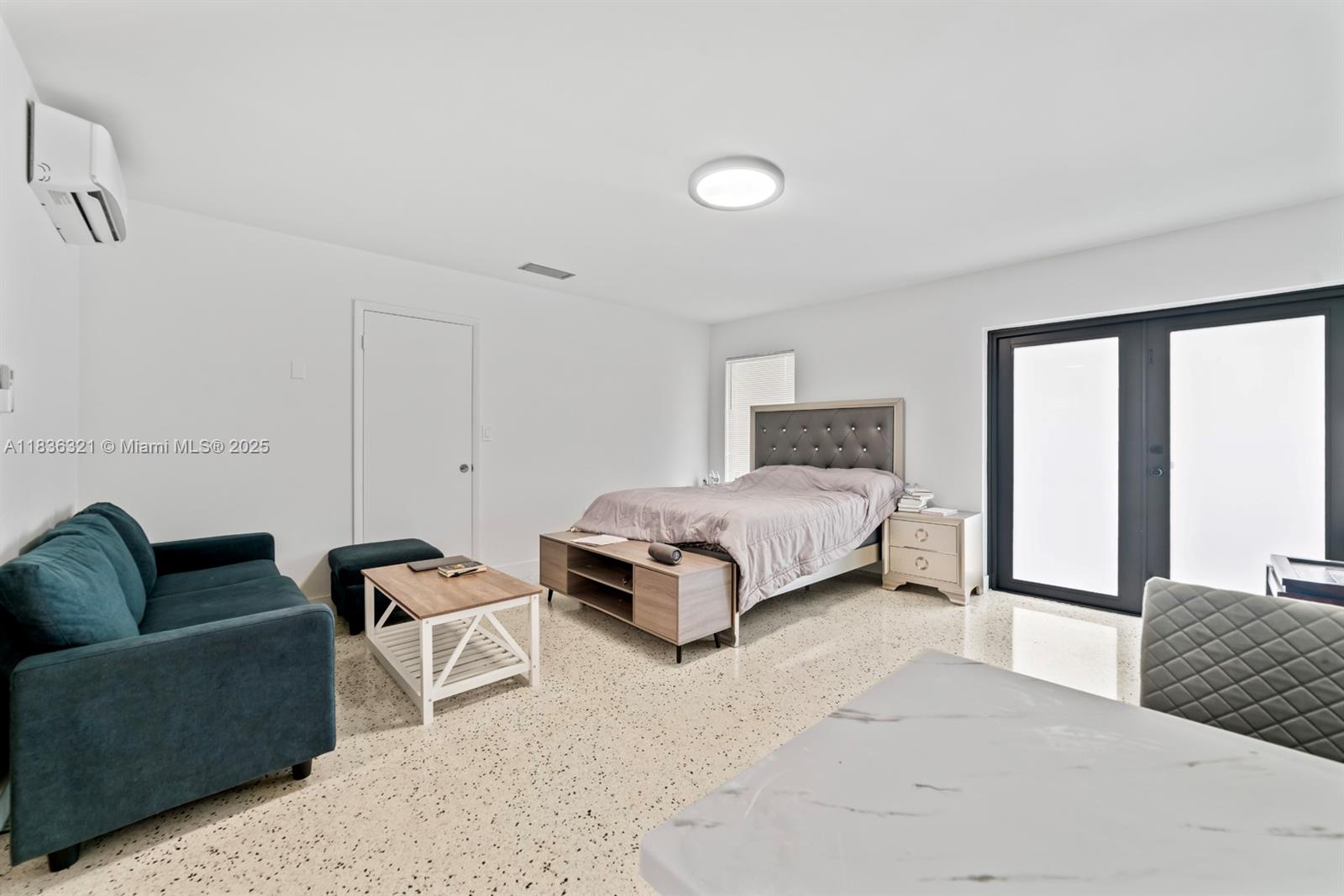 See details / 2920 sq. ft. $ 2025-07-08 0 Photo
