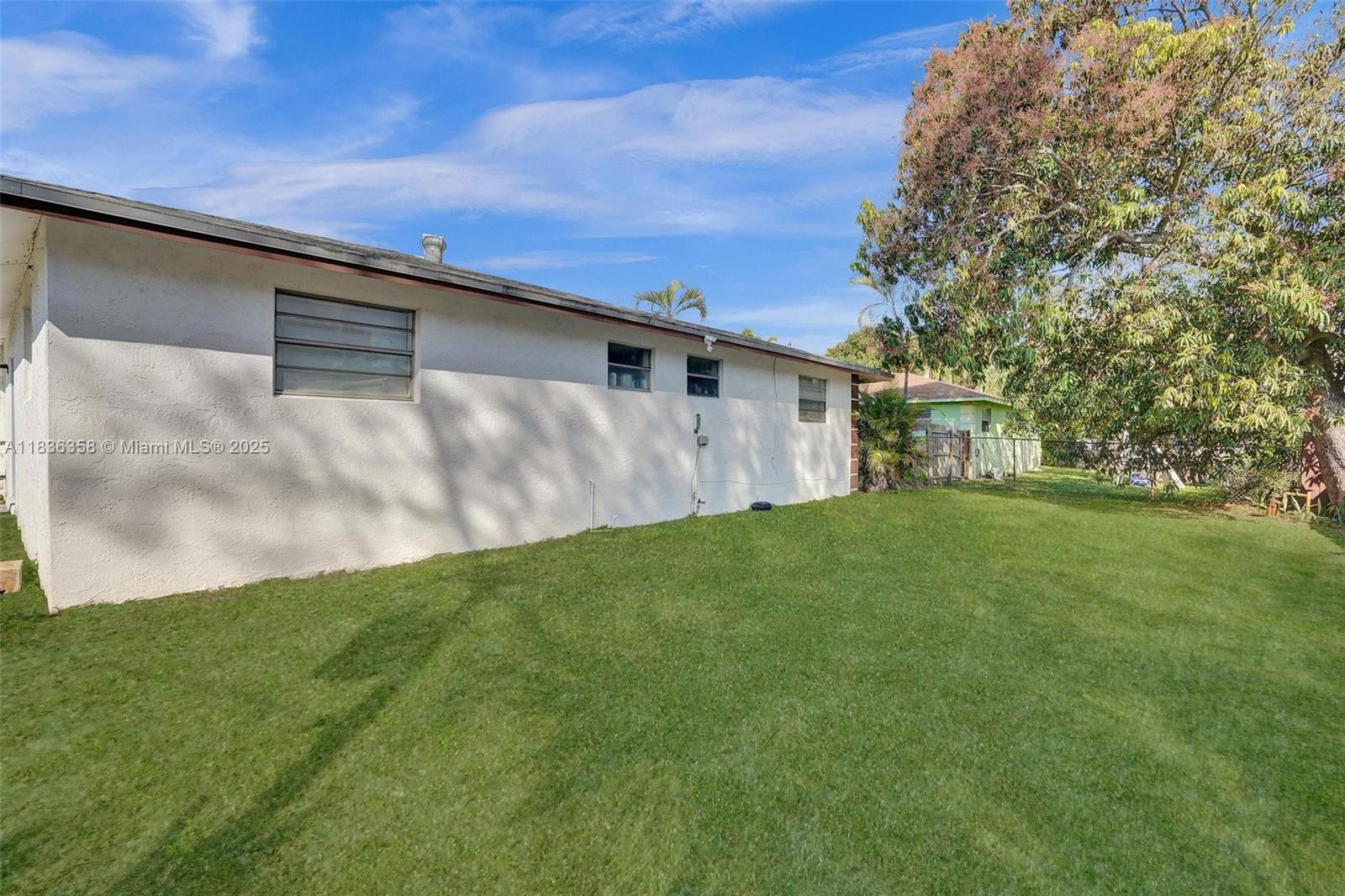 See details / 2503 sq. ft. $ 2025-07-08 0 Photo