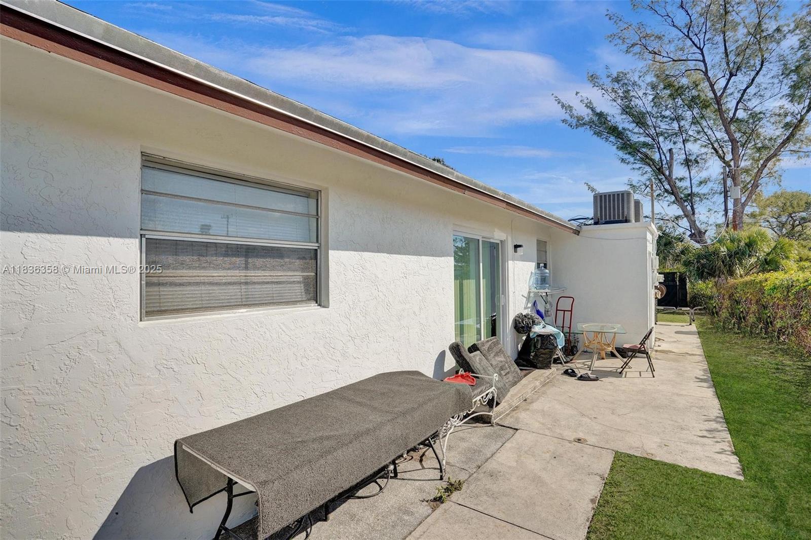 See details / 2503 sq. ft. $ 2025-07-08 0 Photo