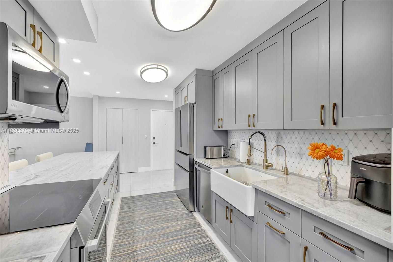 Photo of 2301 Ocean Dr  #803, Hollywood, Florida, 33019 - 
