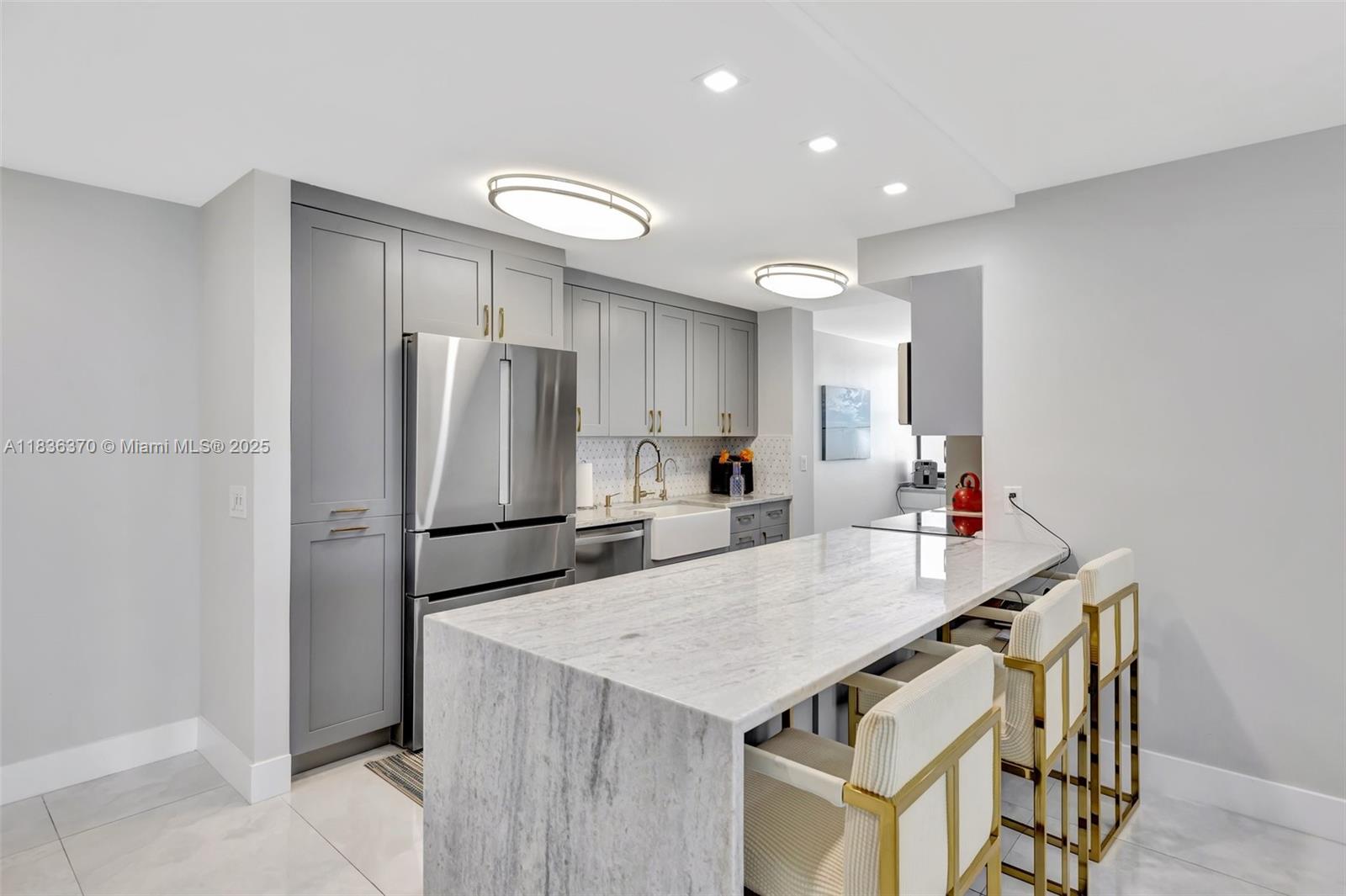 Photo of 2301 Ocean Dr  #803, Hollywood, Florida, 33019 - 