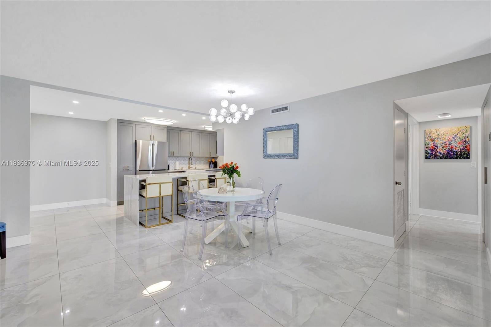 Photo of 2301 Ocean Dr  #803, Hollywood, Florida, 33019 - 