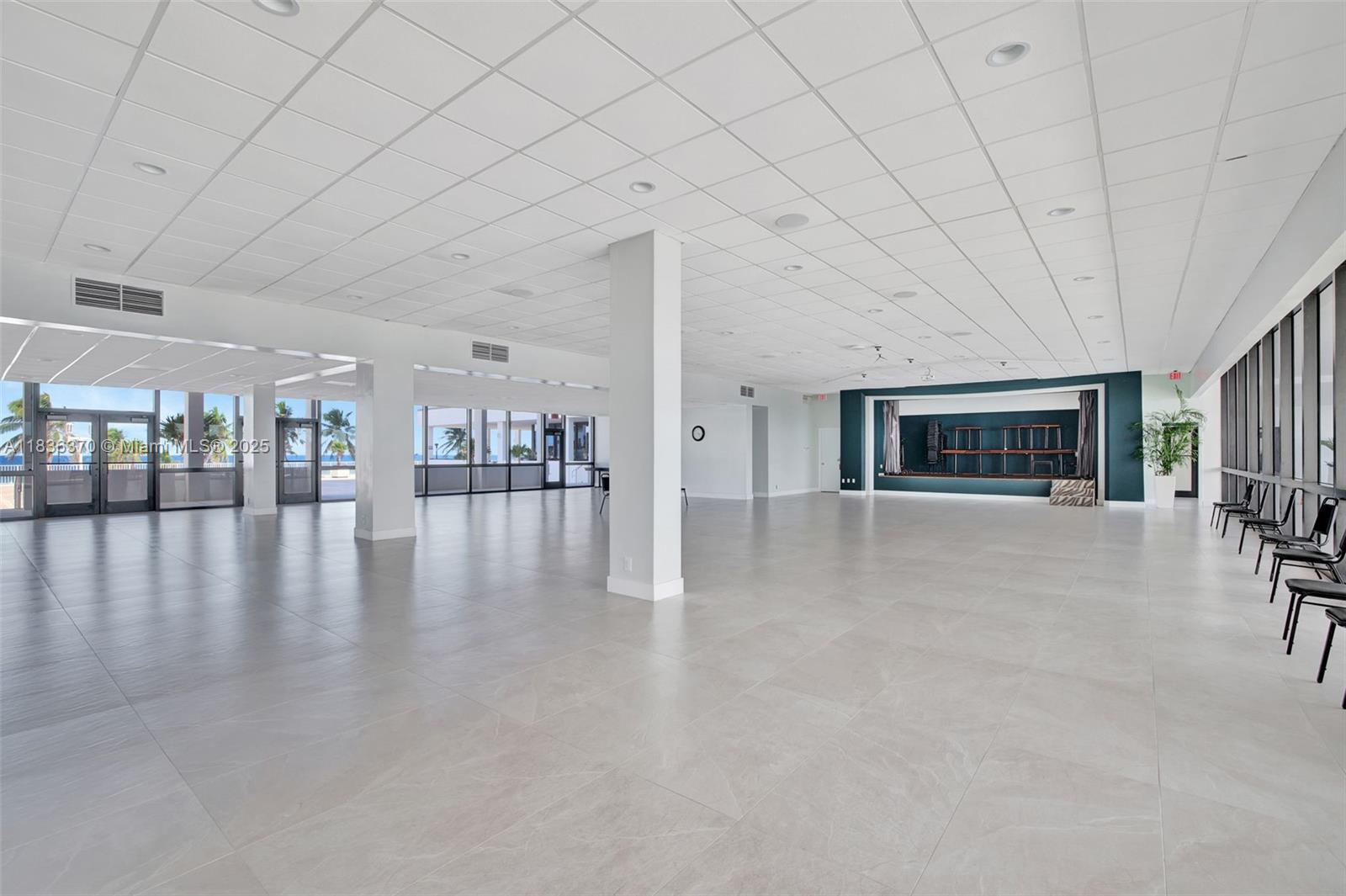 Photo of 2301 Ocean Dr  #803, Hollywood, Florida, 33019 - 