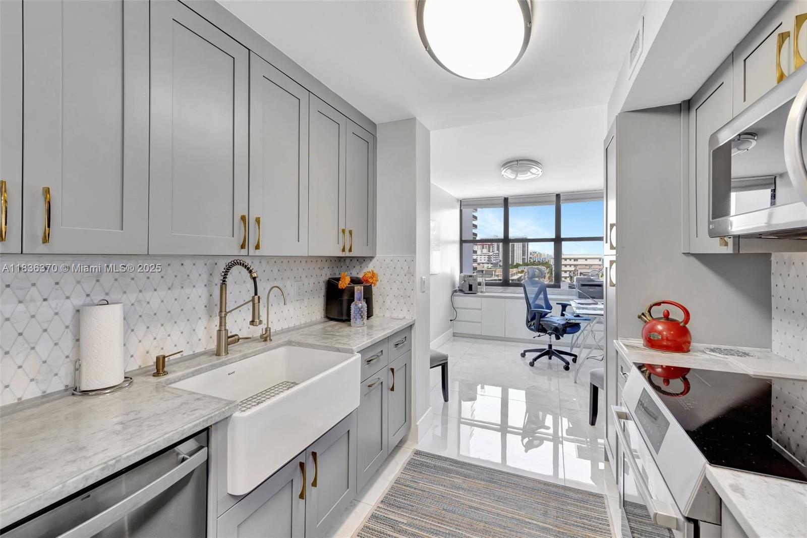 Photo of 2301 Ocean Dr #803, Hollywood, Florida, 33019 -