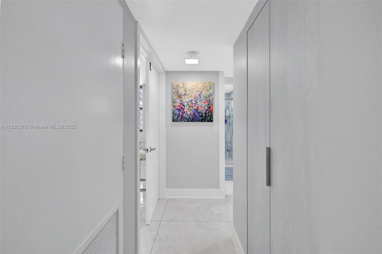 Photo of 2301 Ocean Dr  #803, Hollywood, Florida, 33019 - 