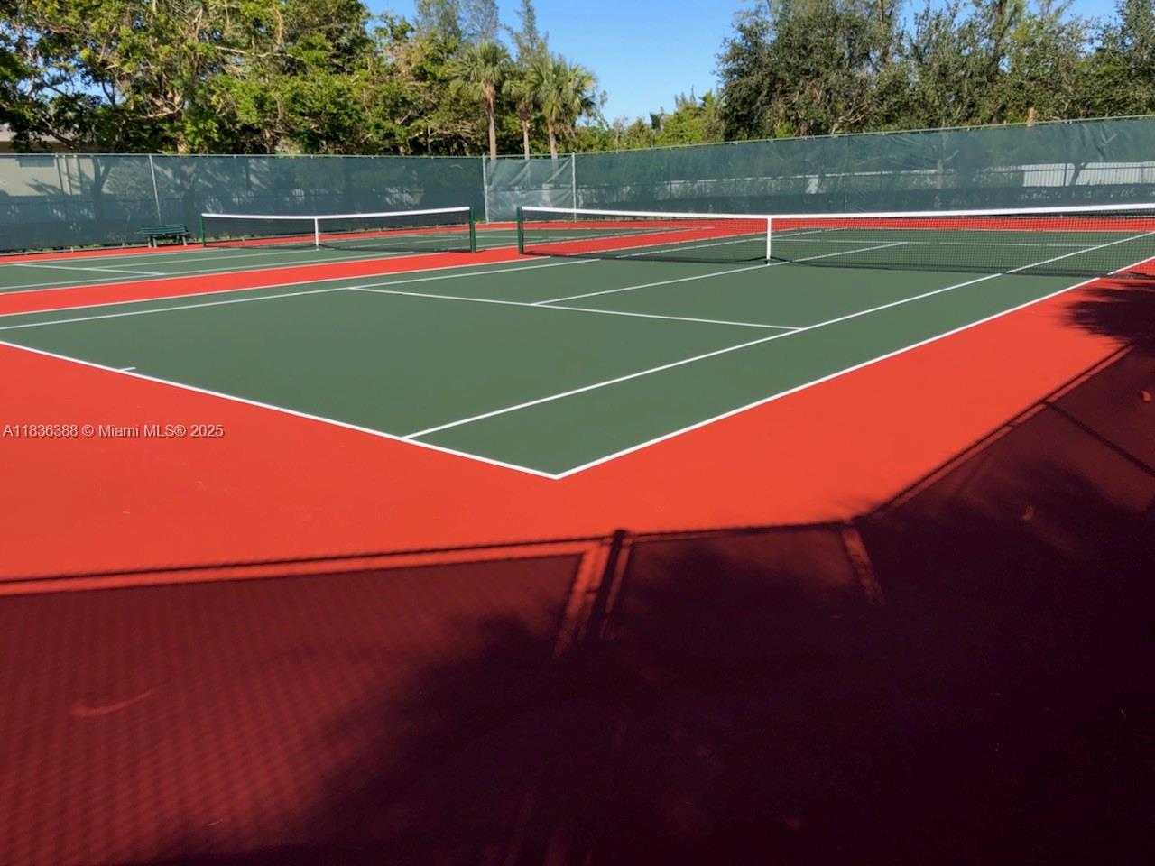 Photo of 1125 Papaya St  (1125), Hollywood, Florida, 33019 - Tennis courts