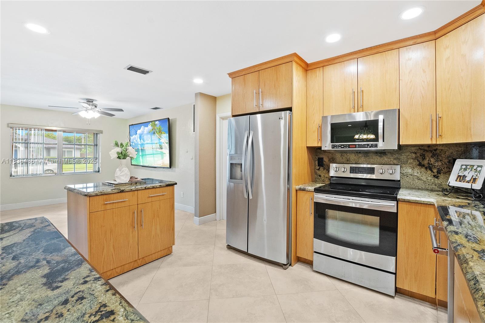 Ver detalles 180 3 / 2 1544 sq. ft. $ 2025-12-22 0 foto