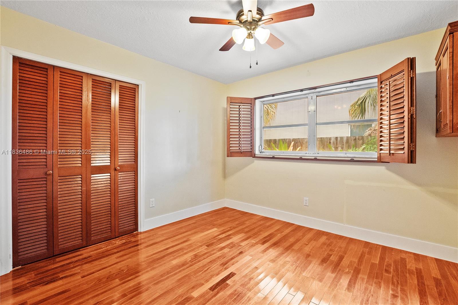 Ver detalles 180 3 / 2 1544 sq. ft. $ 2025-12-22 0 foto