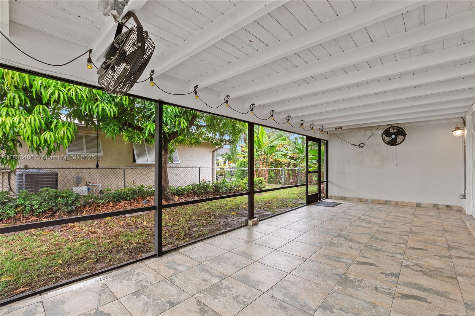 Ver detalles 180 3 / 2 1544 sq. ft. $ 2025-12-22 0 foto