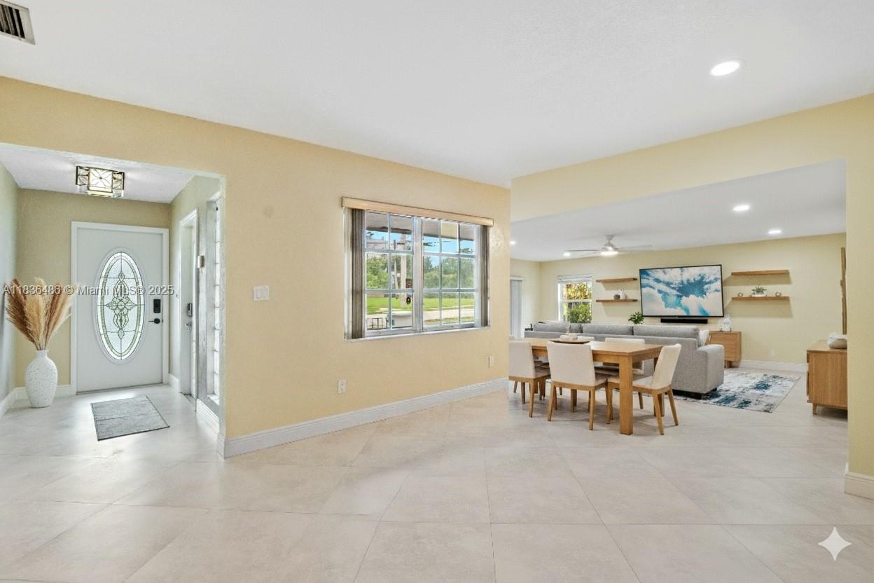 Ver detalles 180 3 / 2 1544 sq. ft. $ 2025-12-22 0 foto