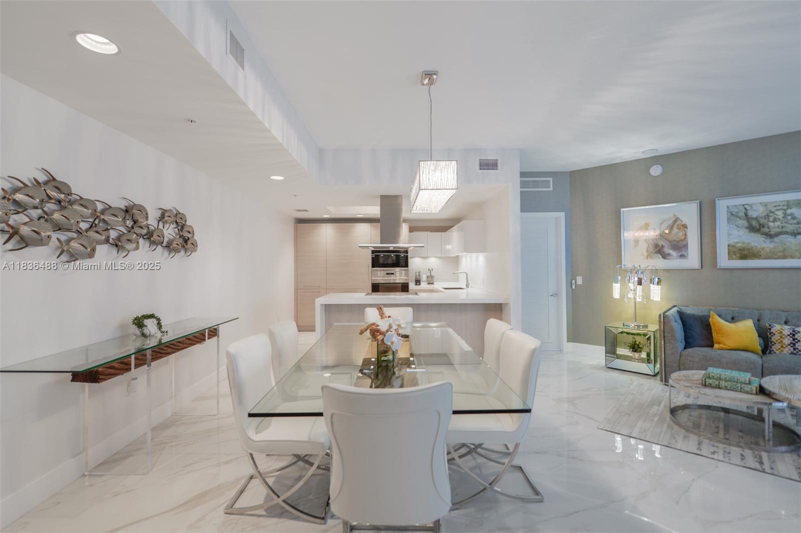 Photo of 17111 Biscayne Blvd #2303, North Miami Beach, Florida, 33160 -