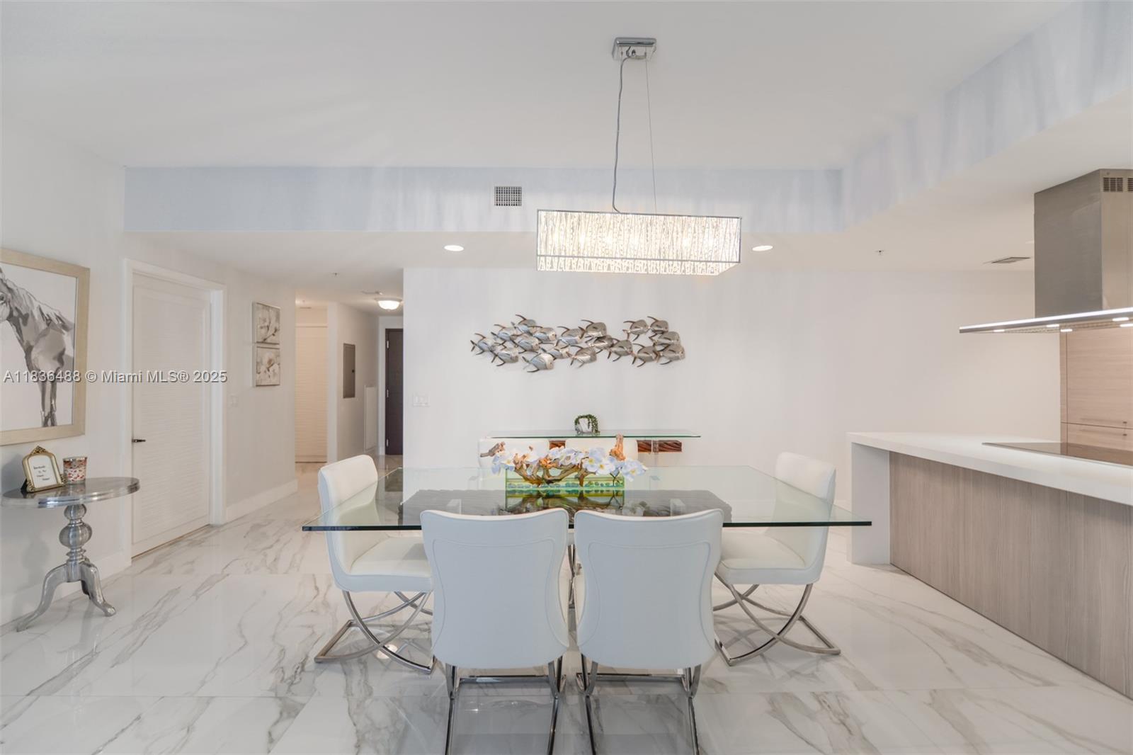 Photo of 17111 Biscayne Blvd #2303, North Miami Beach, Florida, 33160 -