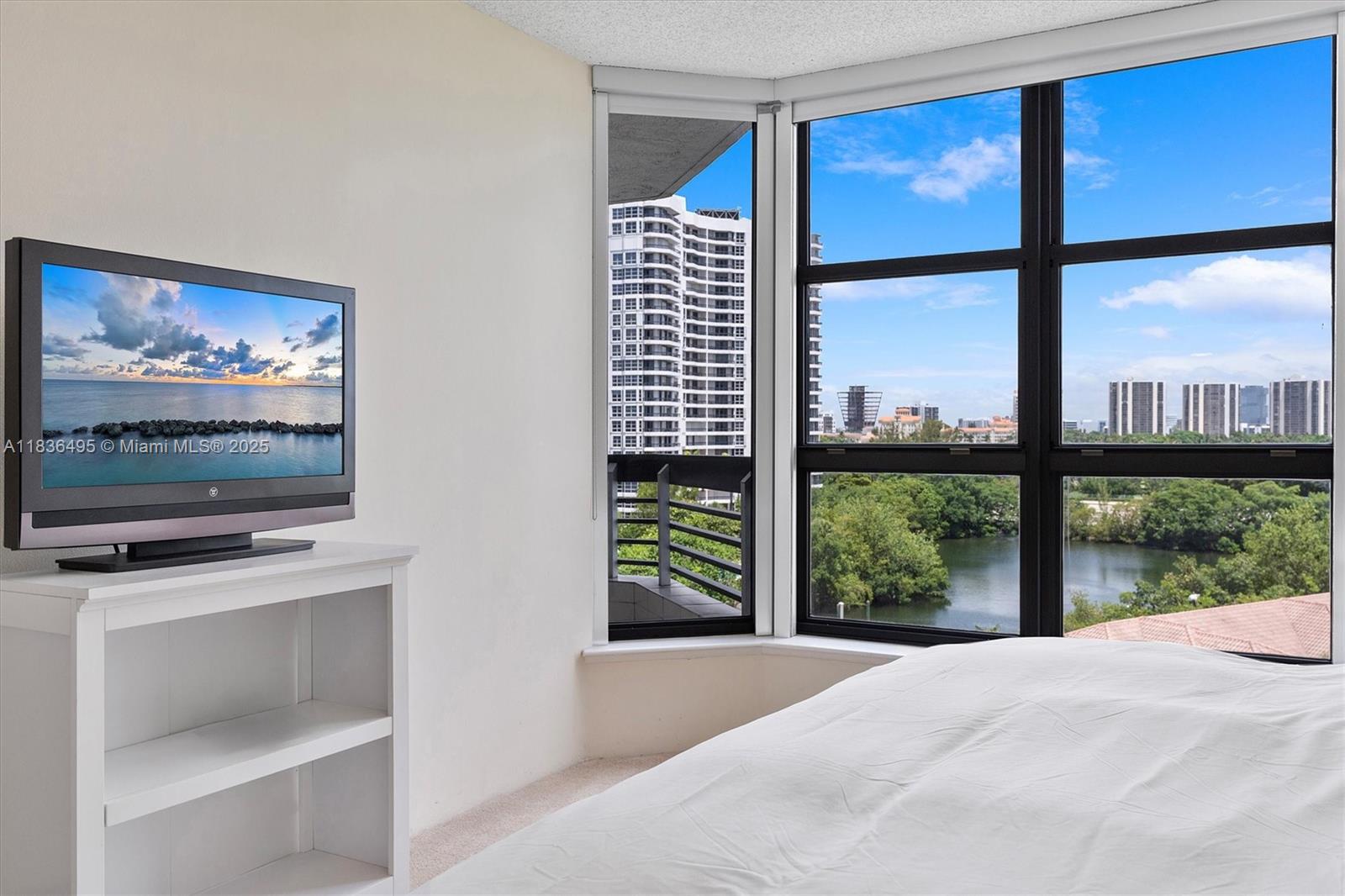 Photo of 3530 Mystic Pointe Dr  #808, Aventura, Florida, 33180 - 