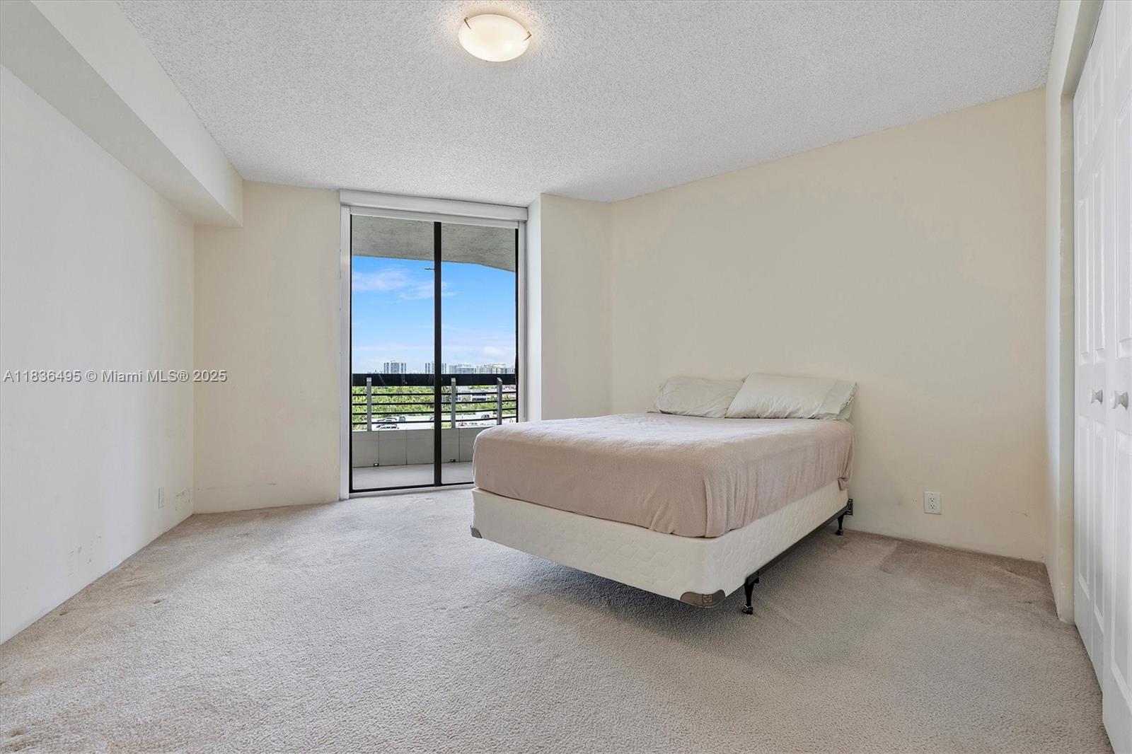 Photo of 3530 Mystic Pointe Dr  #808, Aventura, Florida, 33180 - 