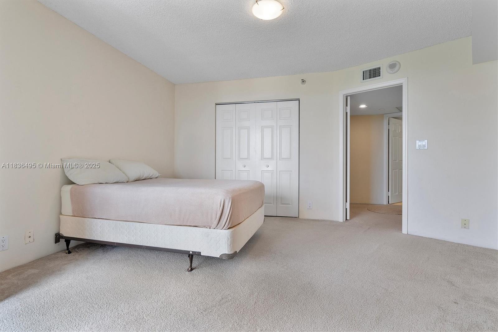 Photo of 3530 Mystic Pointe Dr  #808, Aventura, Florida, 33180 - 