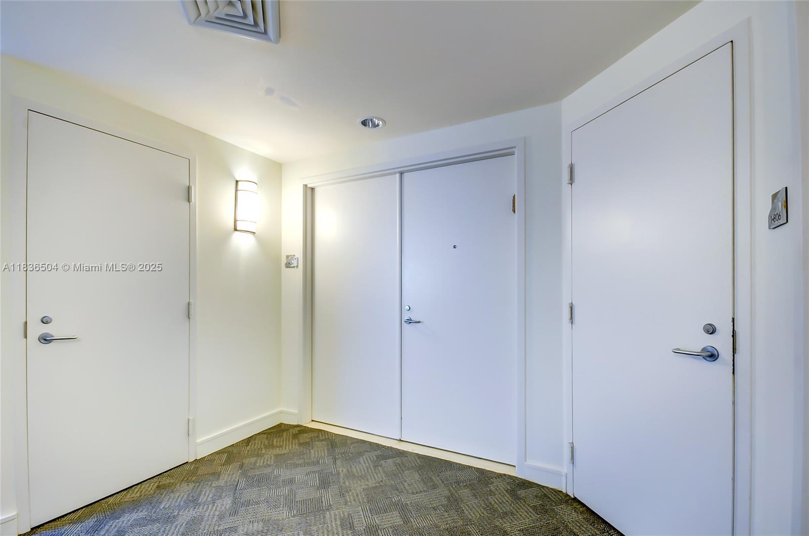 Photo of 3131 188th St  #1-808, Aventura, Florida, 33180 - 