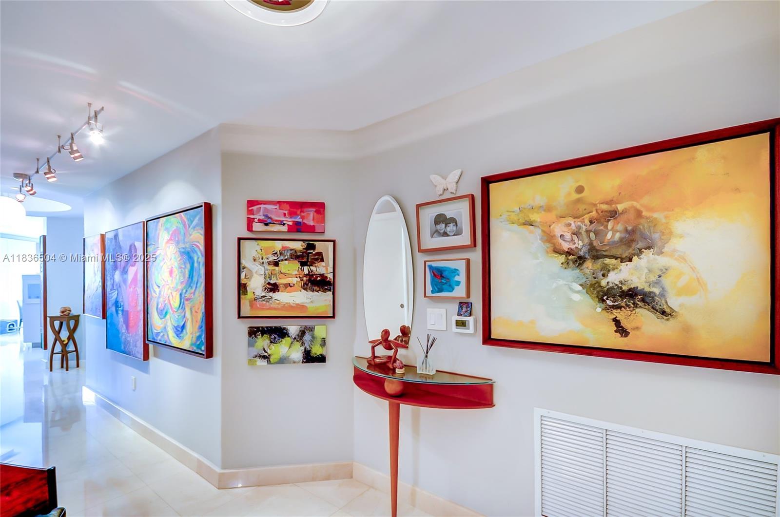Photo of 3131 188th St  #1-808, Aventura, Florida, 33180 - 
