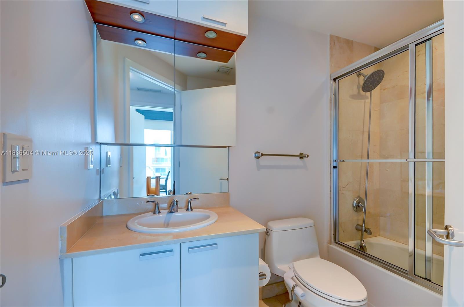 Photo of 3131 188th St  #1-808, Aventura, Florida, 33180 - 